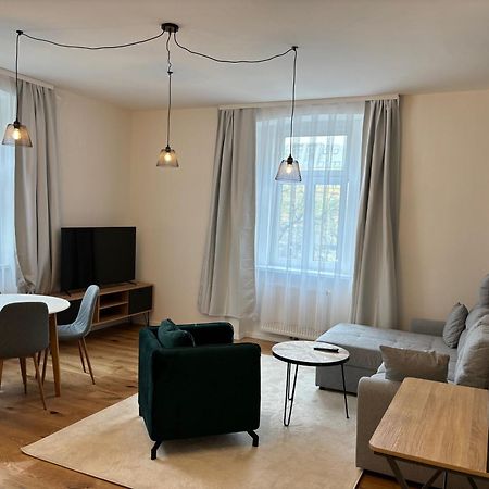Altbauwohnung Mit Charme - Selbst Check In - Queensize Bett 비엔나 외부 사진
