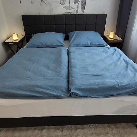 Altbauwohnung Mit Charme - Selbst Check In - Queensize Bett 비엔나 외부 사진